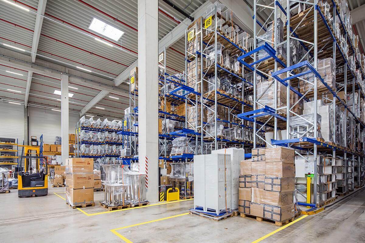 ueber-uns-hummel-online-mietmoebel-2